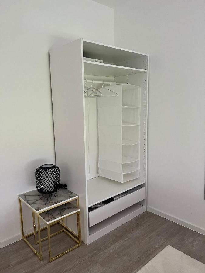 Luxurioeses Fuer 4 Personen, Neubau, Parkplatz Free
